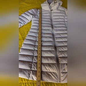 Ralph Lauren Women's Beige  Puffer Jacket Size Medium